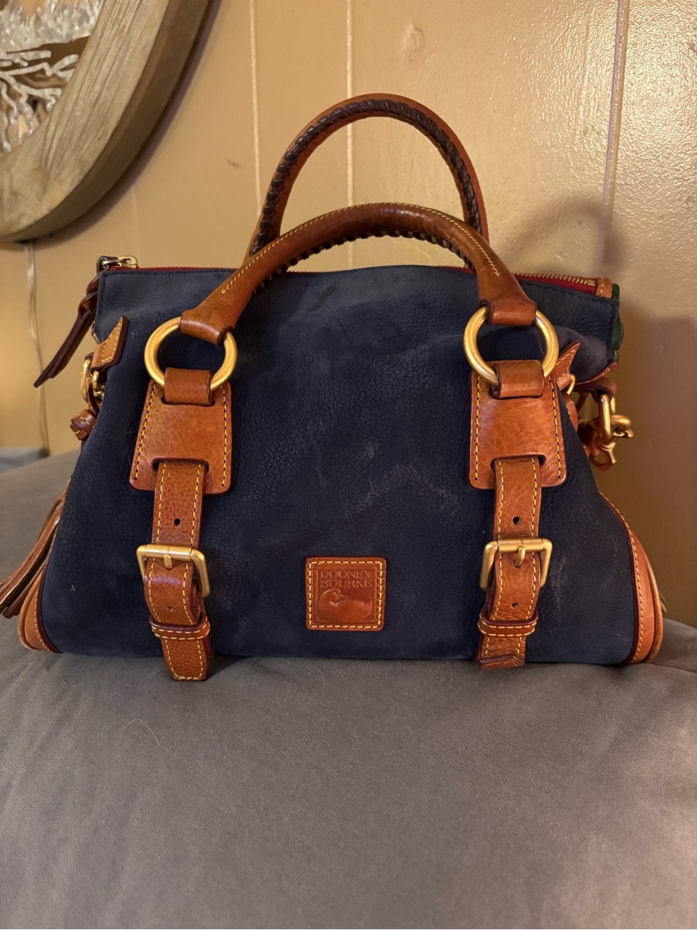 $275 DOONEY & BOURKE - Picture 2 of 12